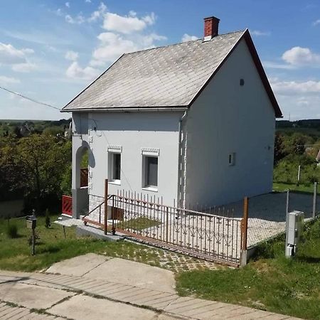 Marvel-Nyaralo Villa Igal Exteriör bild